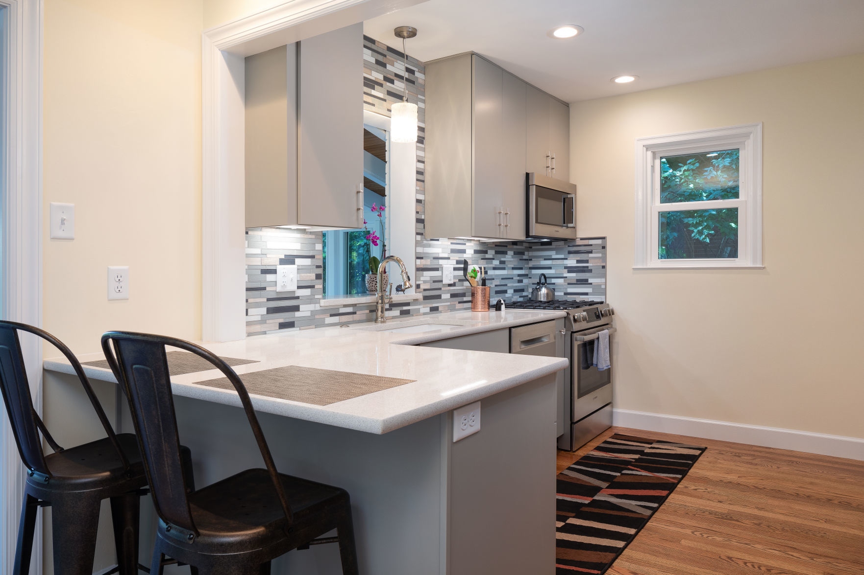 970 Glenmoor Lane - 63122 - image 1(crop).jpg